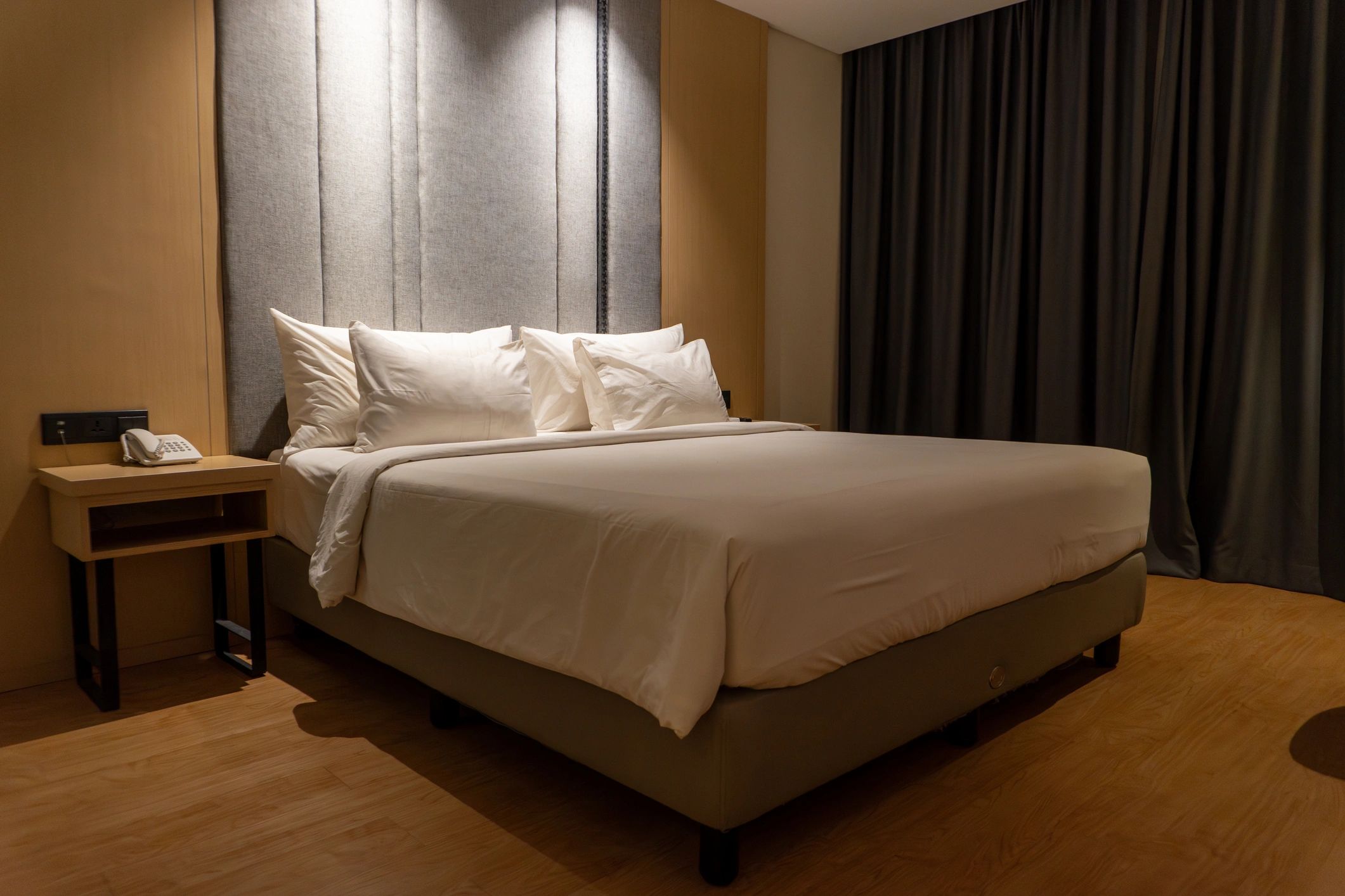 Clean double bed room at SkyPeak Retreat Homestay